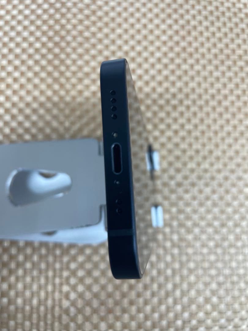 iPhone 12 mini 64 GBブラックSIMフリー【3821】