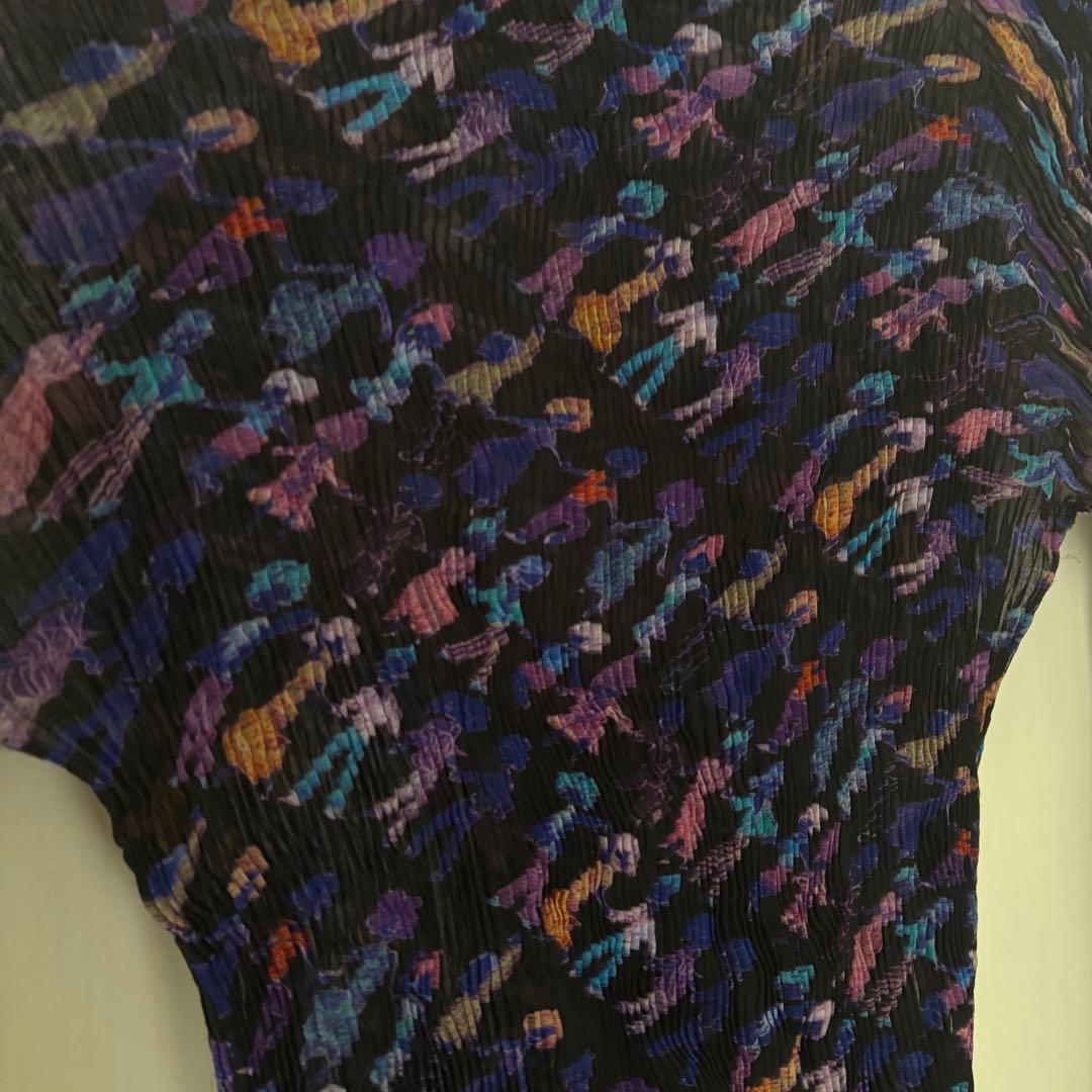 【激希少】ISSEY MIYAKE プリーツプリーズ　長袖　トップス　しわ加工