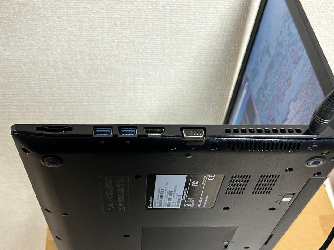 TOSHIBA 15.6型 Win11Pro テンキー オフィス 光学ドライブ