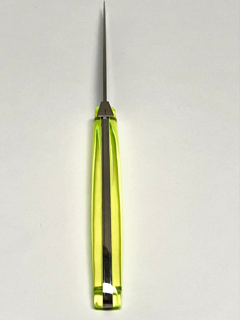 Laguioleナイフ DACRYLByJean-Michel Wilmotte