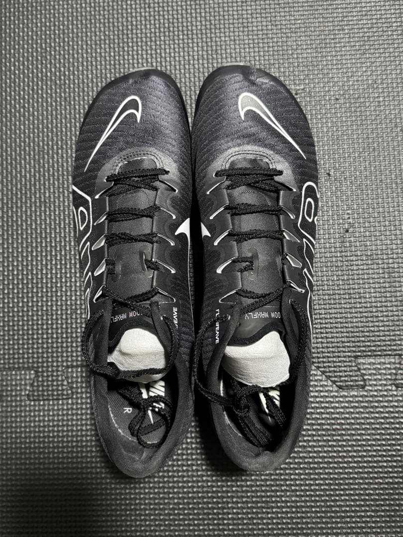 ナイキ　マックスフライ　モアテン黒