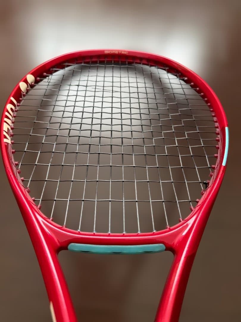 ヨネックス YONEX テニスラケット Vコア 98