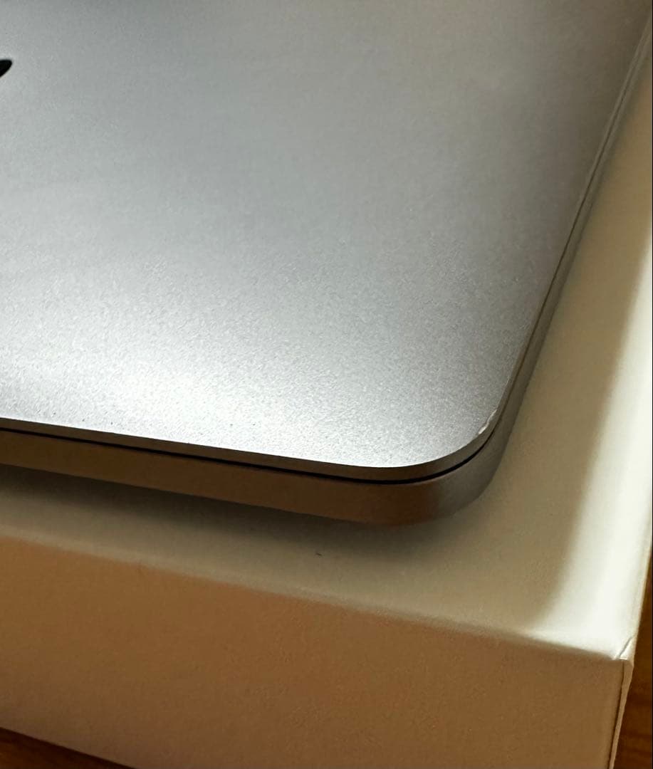 【美品】M1 MacBook pro 2020 13-inch