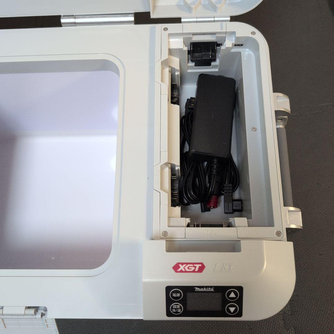 新品　未使用!!　Makita 冷温庫 オリーブグリーン XGT対応50l