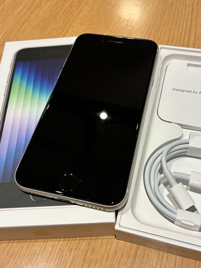 iPhoneSE 第3世代 スターライト 64GB 箱あり 美品 おまけ