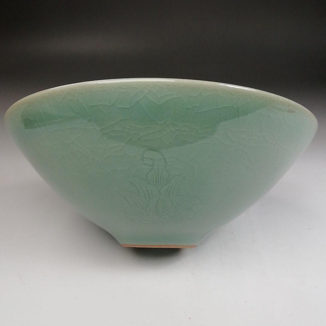 Ｔ９７７　茶碗　『高麗青磁茶碗』『青珍　梁命煥 作』　共箱　抹茶碗　茶道具
