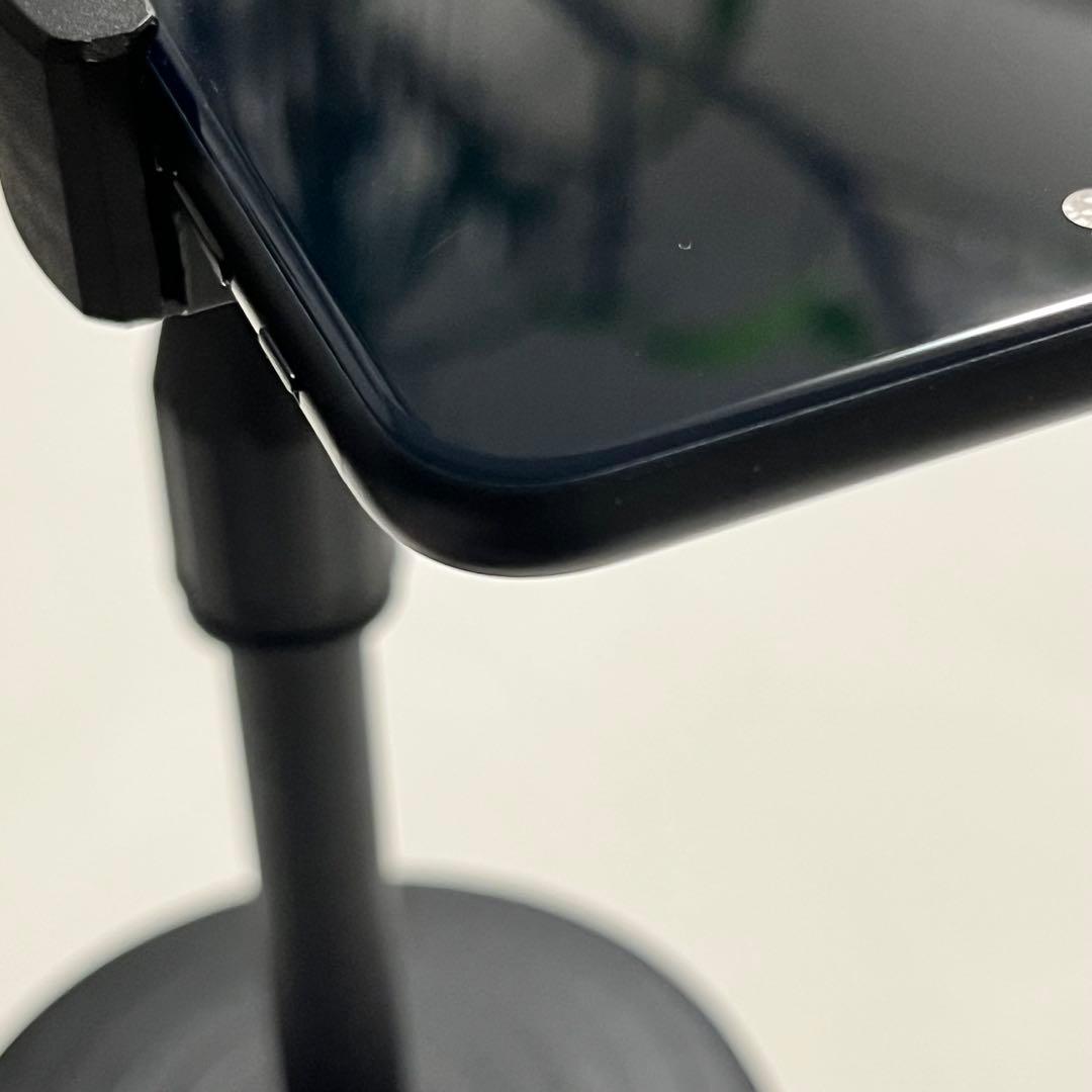 iPhoneSE3 (第3世代) SIMフリー 64GB黒バッテリー83%美品