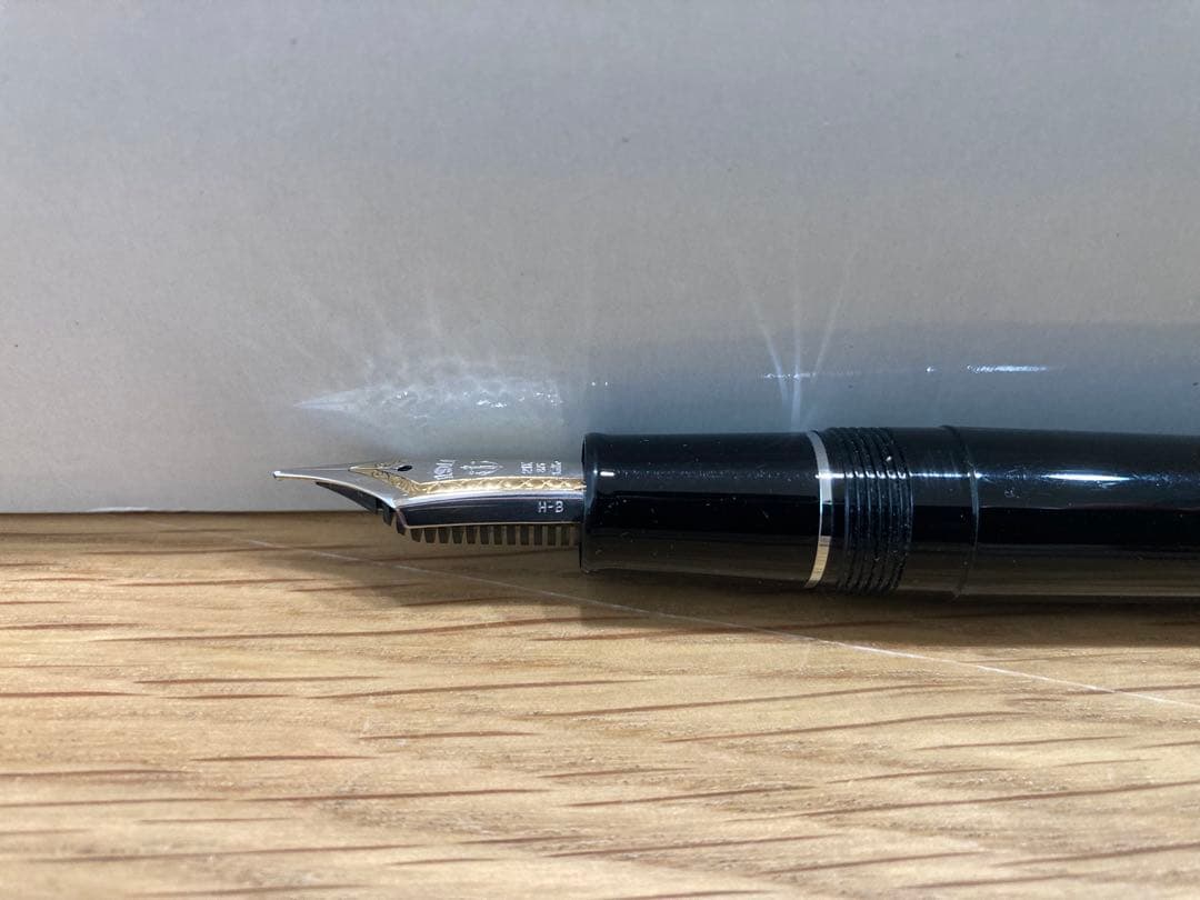 【再値下げ】SAILOR（セーラー万年筆） プロフェッショナルギア 銀 太字