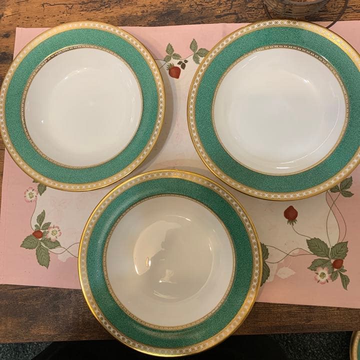 希少　ウェッジウッド ユーランダー　パウダー　グリーン　20cmスーププレート