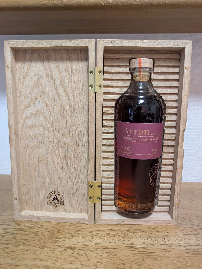 Arran 25年 シングルモルトスコッチウイスキー 700ml