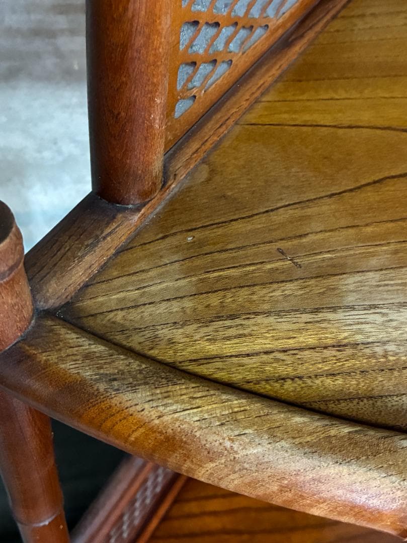 【極美品】高級唐木家具 欅（ケヤキ）コーナーラック 竹節彫り 透かし彫り 飾り棚