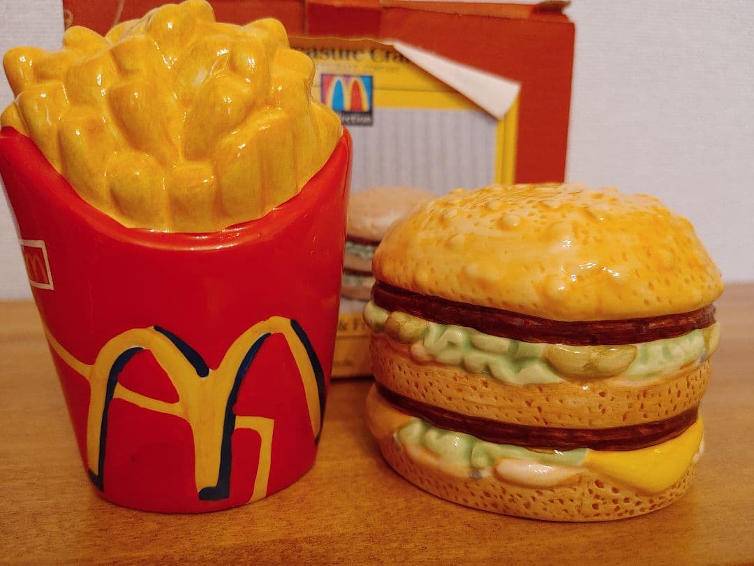 マクドナルド 塩胡椒入れ