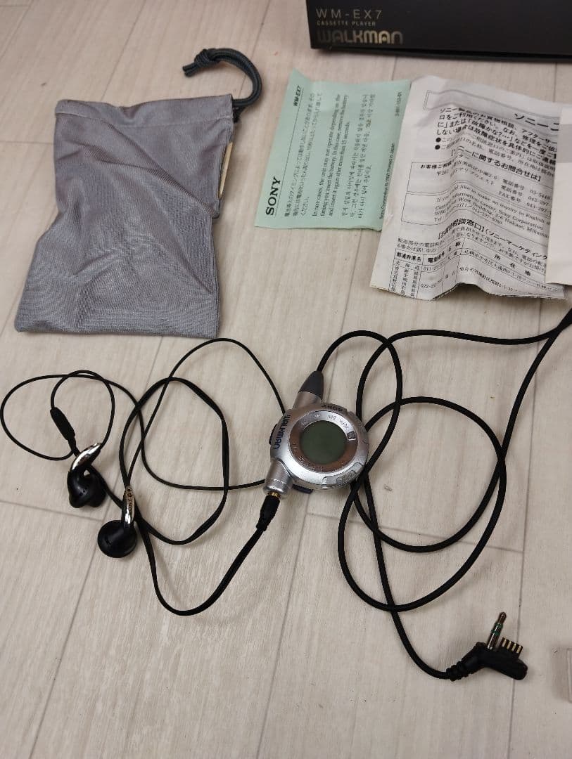SONY　WM-EX7　ウォークマン　通電確認済　難あり　現状品