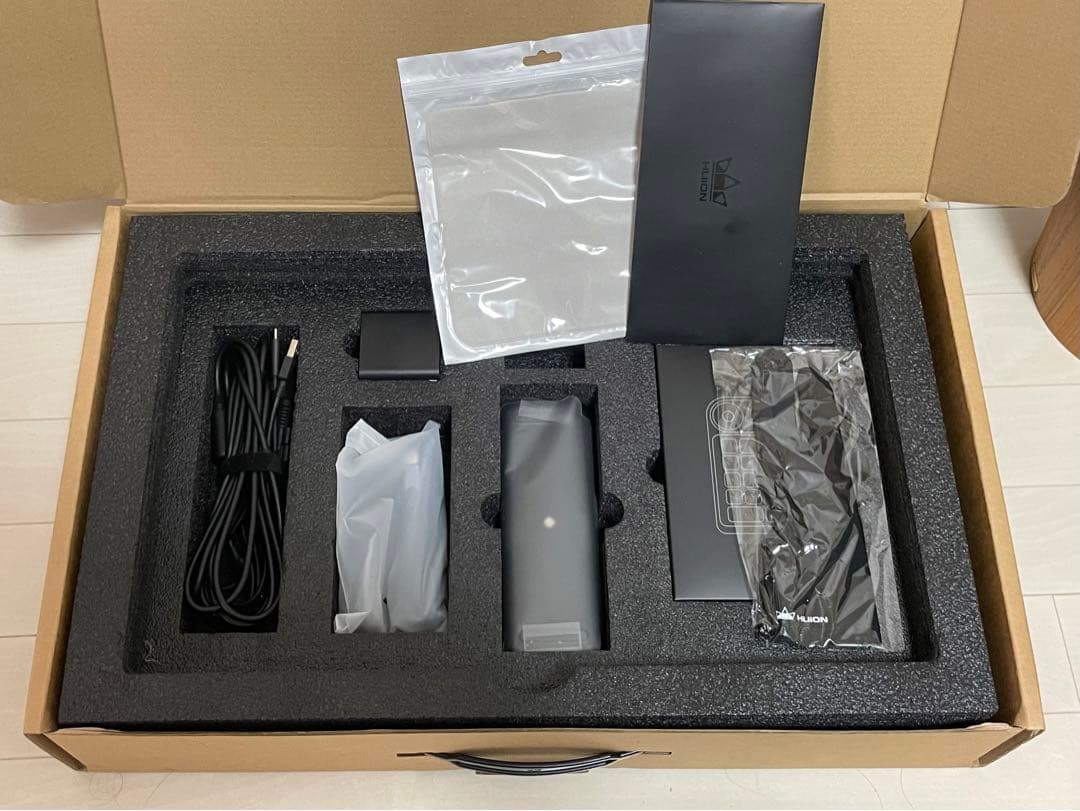 HUION Kamvas Pro 19 (4K) 液晶ペンタブレット 美品