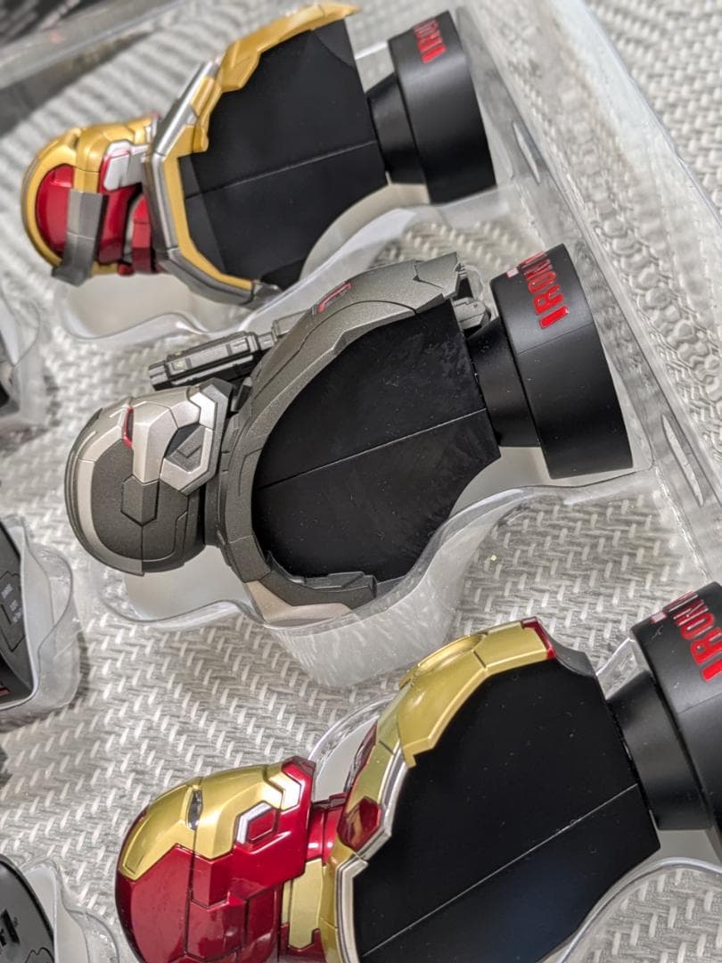 アイアンマン3 デラックスセット バスト8体セット ホットトイズ