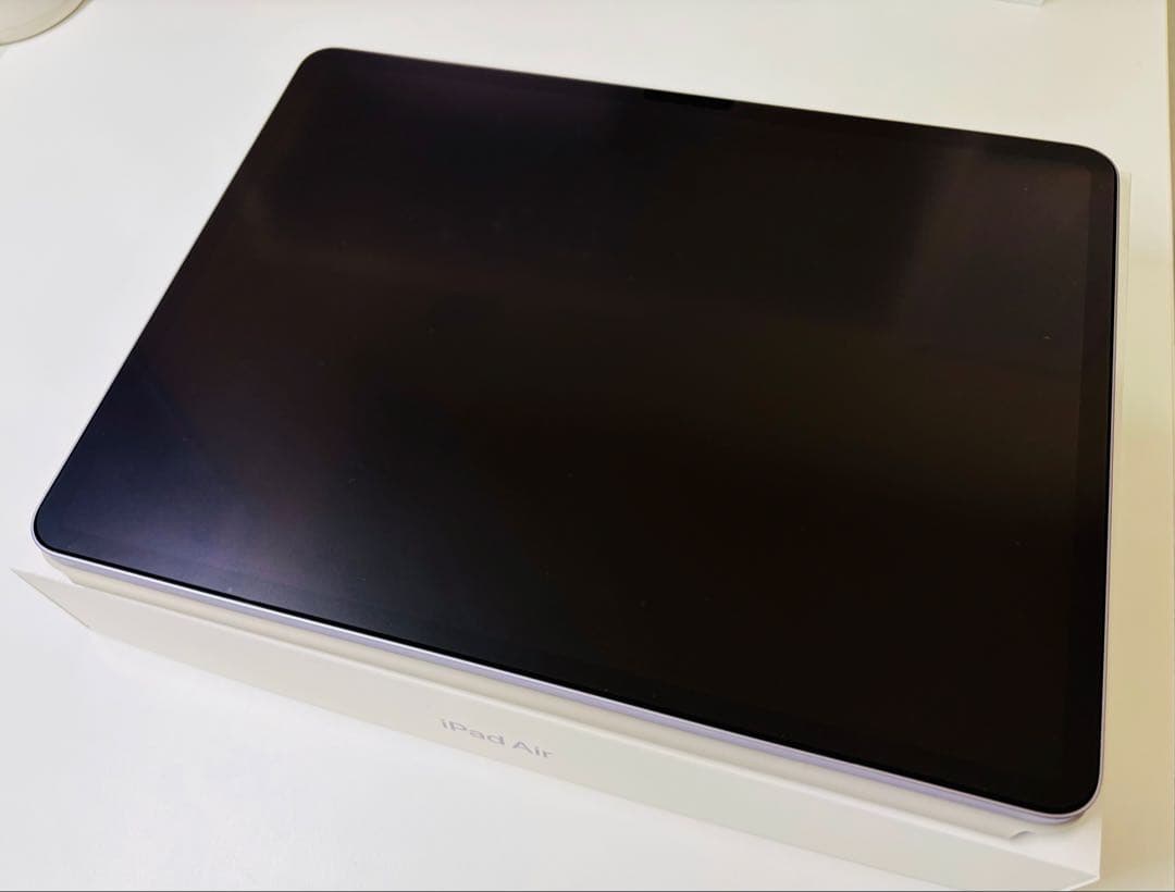 Apple iPad Air (M2) 13インチ パープル + MOFTケース