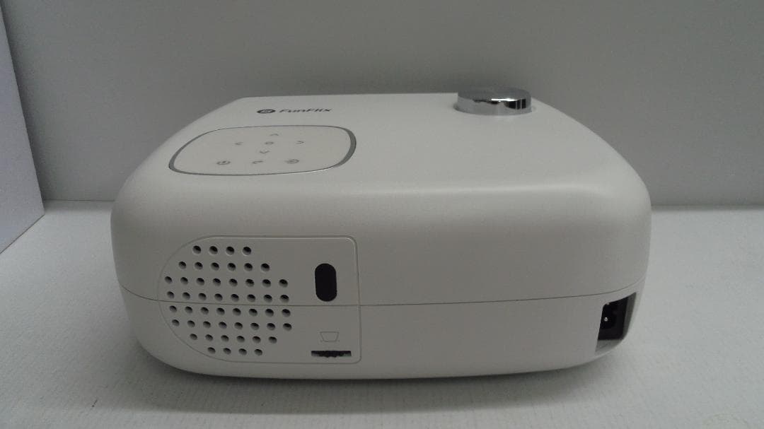 【中古品】 マルチメディアプロジェクター　RD-882　動作確認済み 箱傷みあり