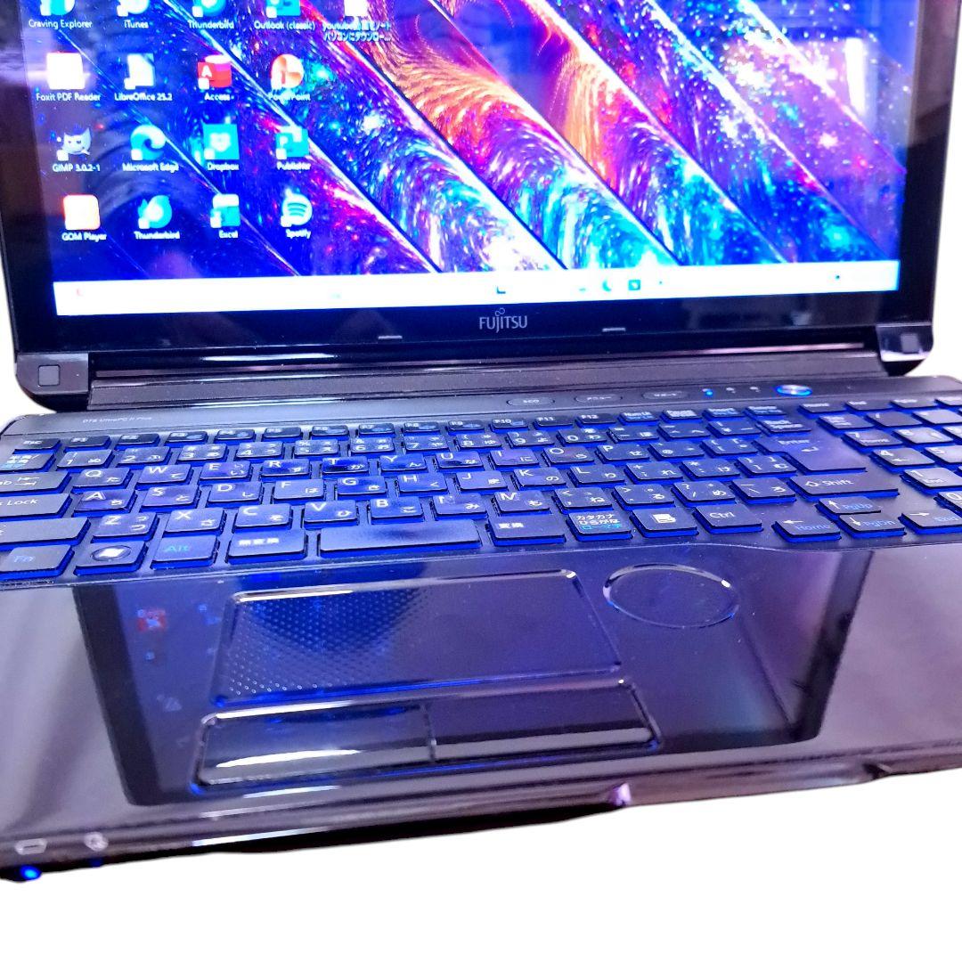 ノートパソコン 本体 Windows11 オフィス付き i7 16GB SSD