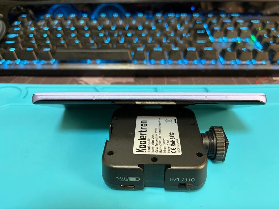 Motorola Edge50S Pro リュクスラベンダー