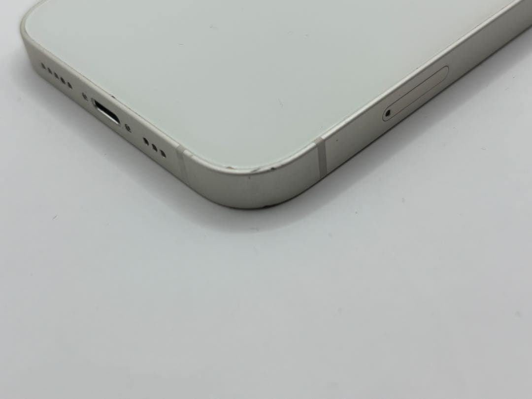 ◆Apple iPhone 13 256GB スターライト SIMフリー◆