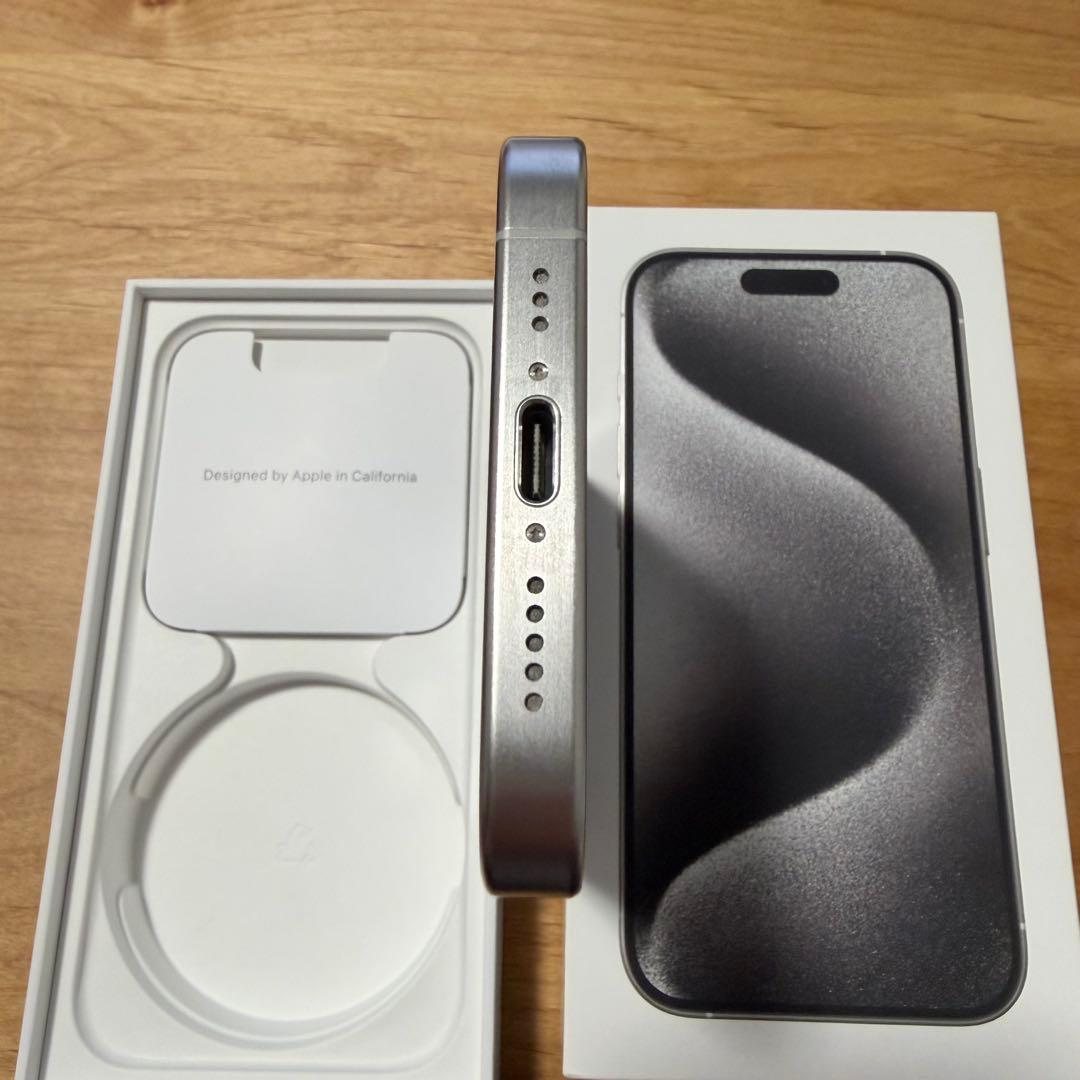 iPhone15pro 本体 256GB