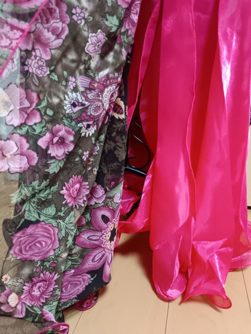 【新品】ベリーダンス オリエンタル 衣装 アームバンド 花柄 ピンク 3点セット