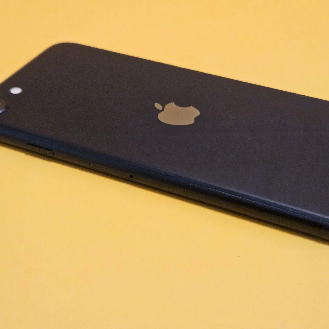 美品！iPhone SE3 64GB｜24時間以内発送#994