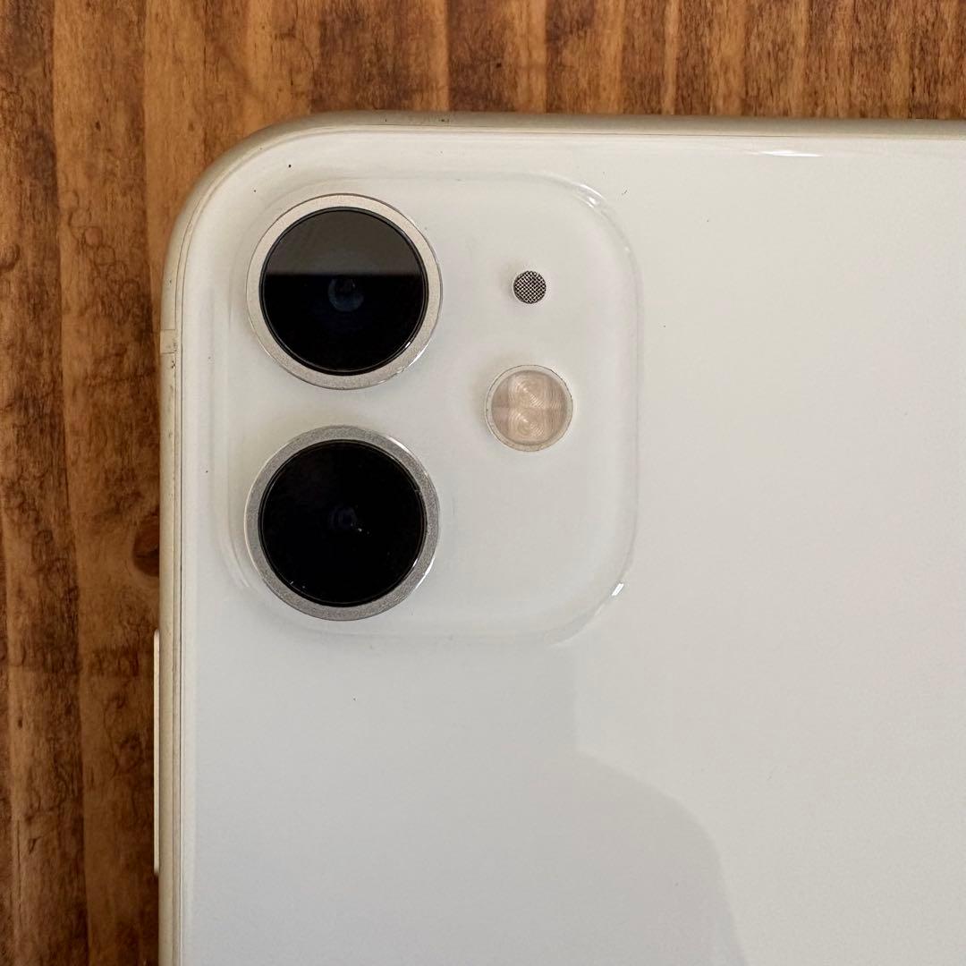 iPhone11 64GB ホワイト