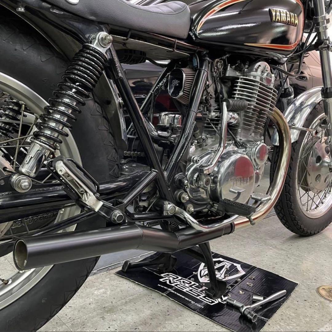 り*様 SR400 ワンオフヨシムラ風ショート菅　スリップオン　ポン付け