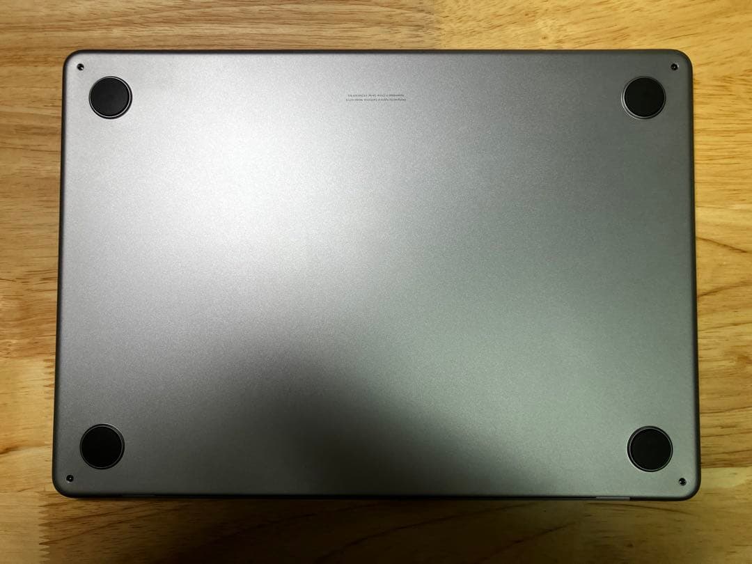 MacBook Air M3 メモリ8GB/SSD256GB 13インチ