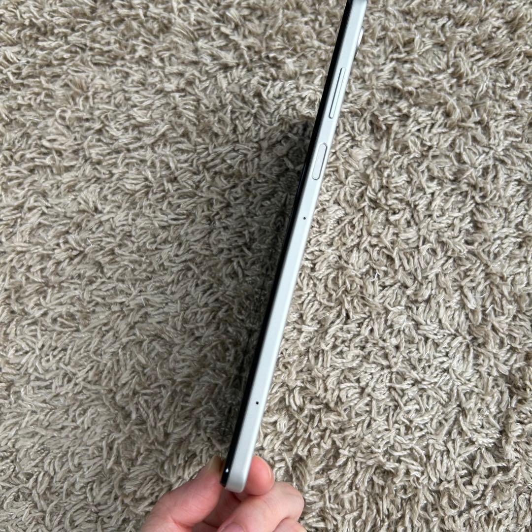 docomo dtab d42A　タブレット　専用充電器付き