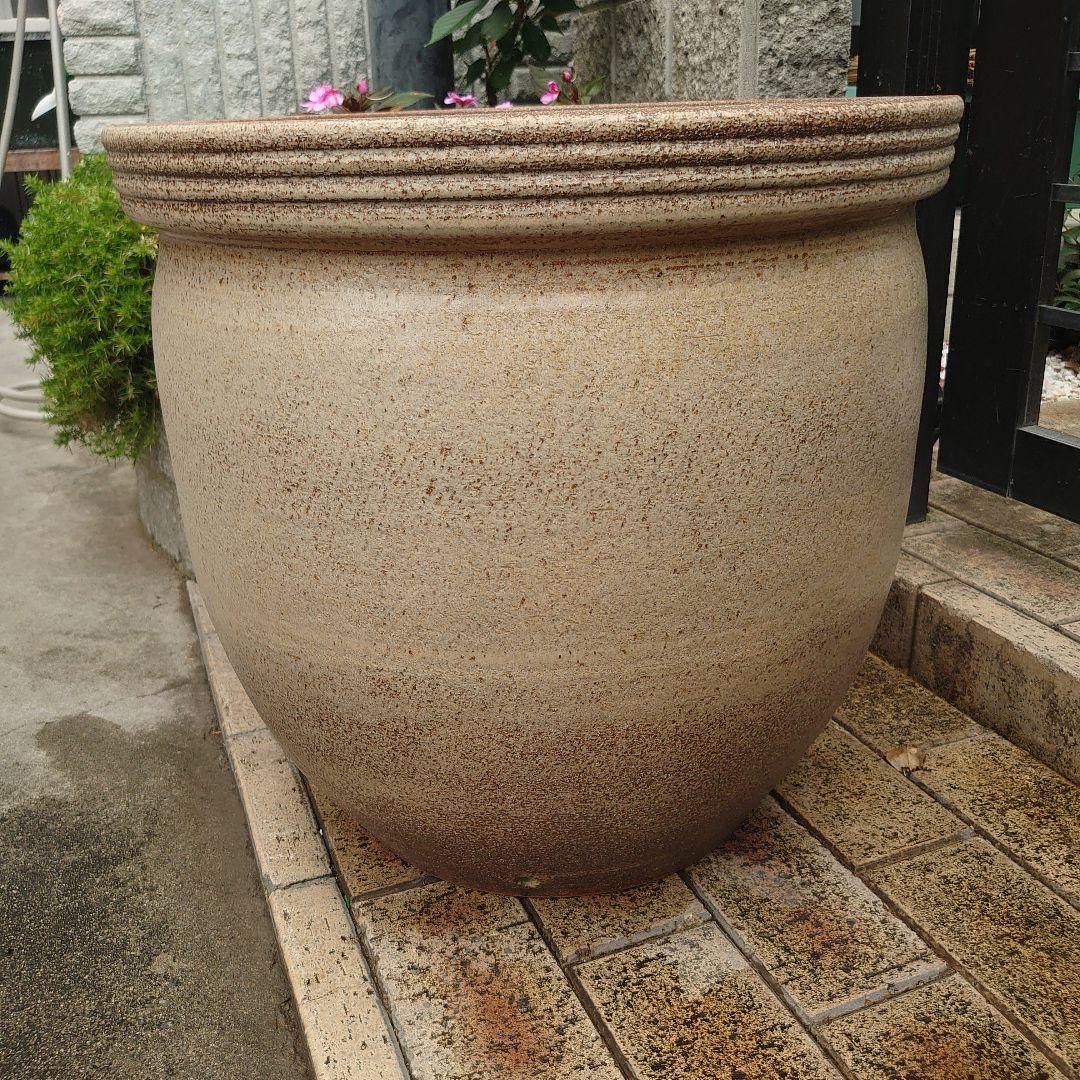 信楽焼　天水鉢　睡蓮鉢　メダカ鉢　　直径56㌢