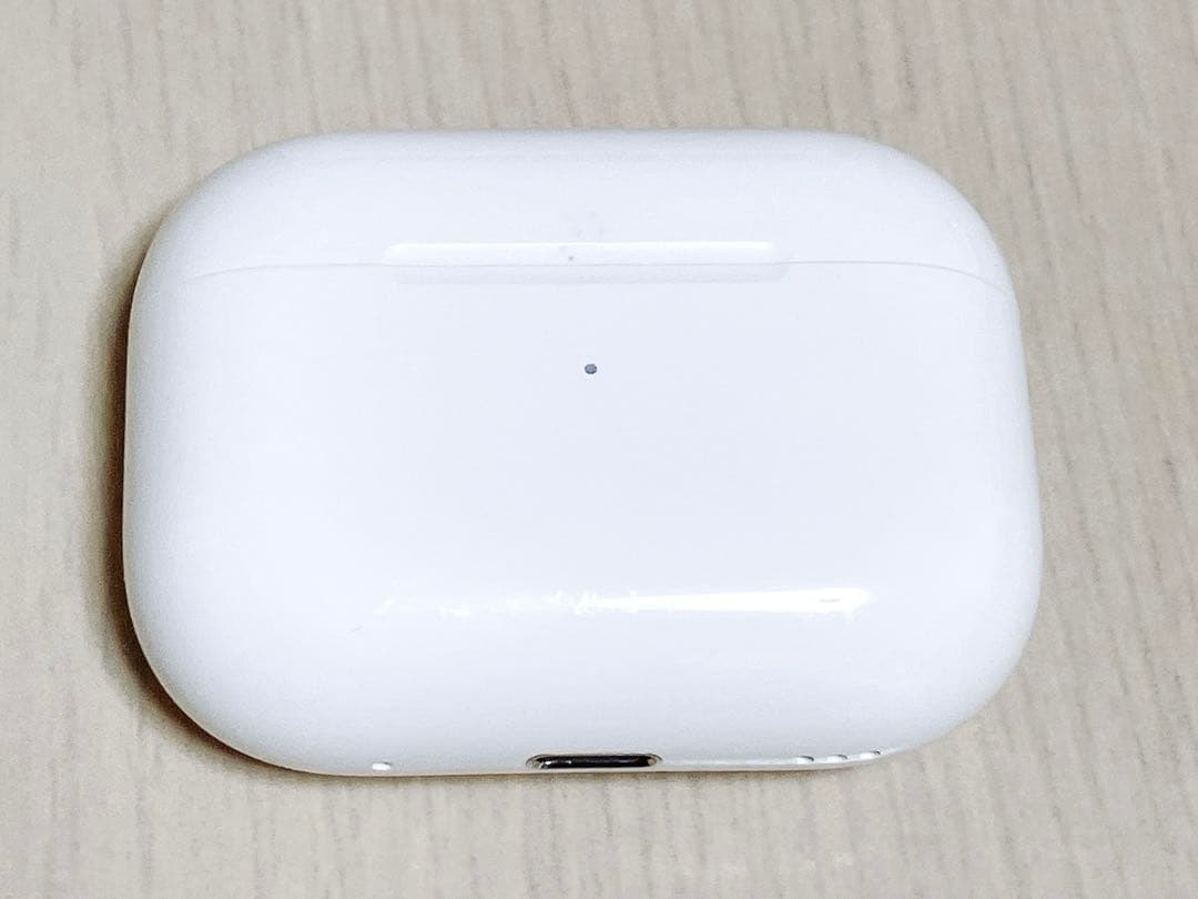 AirPods Pro 第2世代 Magsafe充電ケース Lightning