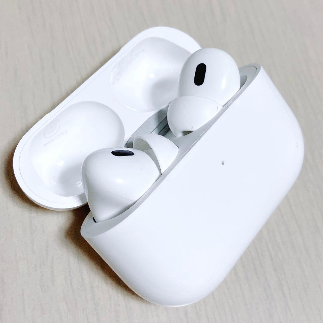 AirPods Pro 第2世代 Magsafe充電ケース Lightning