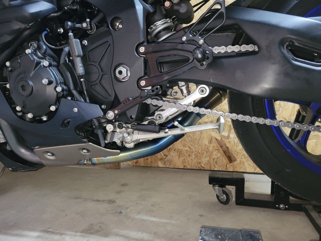 YZF-R1(年式15～25)SC PROJECT CR-T フルチタンマフラー