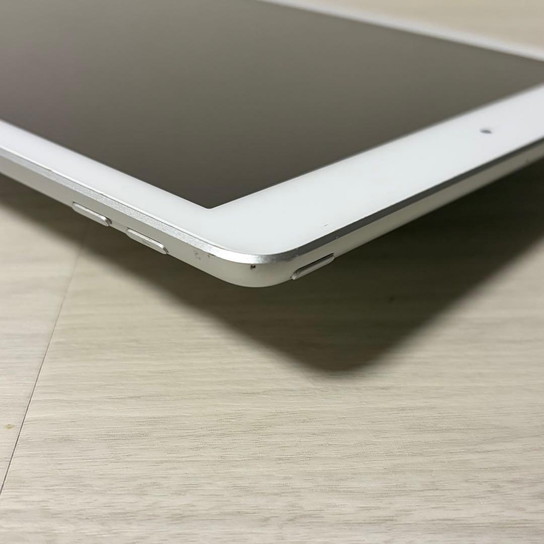 iPad第6世代 32GB シルバー Wi-Fiモデル　バッテリー容量60%