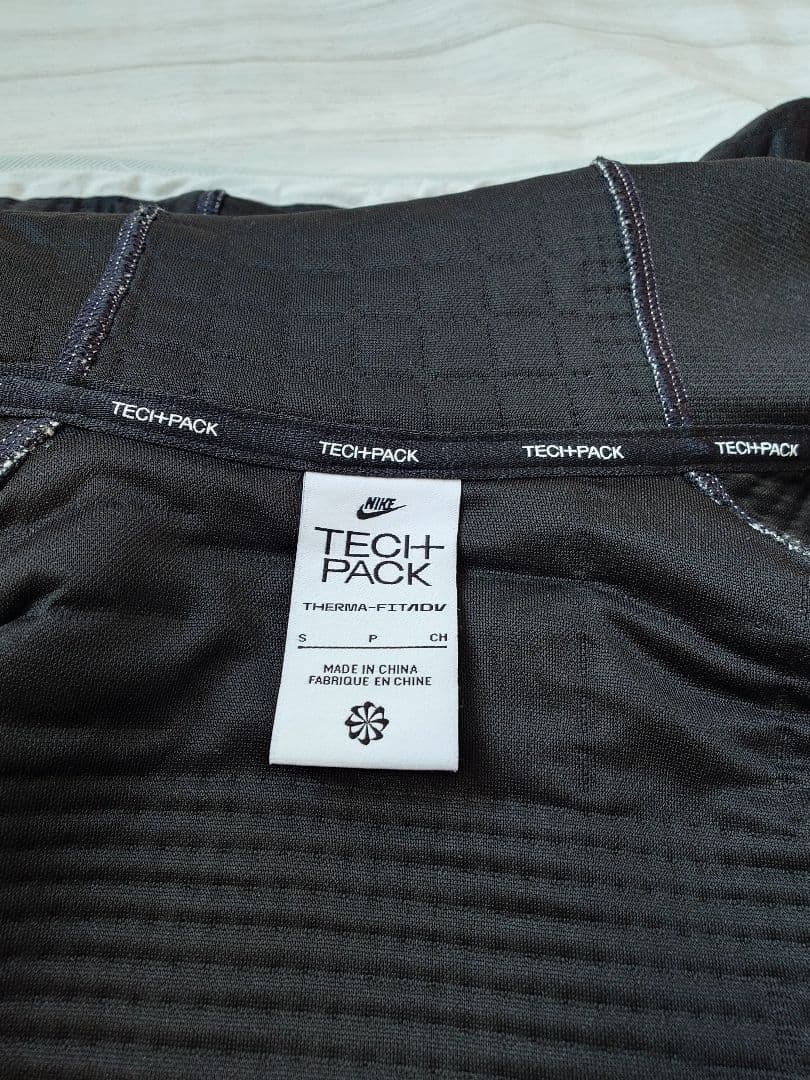 Nike Tech Pack 未使用 ジップアップパーカー S モスグレー