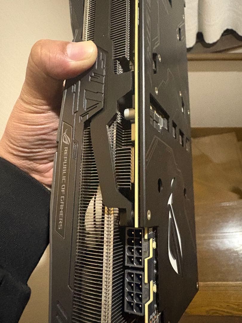 ASUS ROG STRIX グラフィックボード　2080Ti