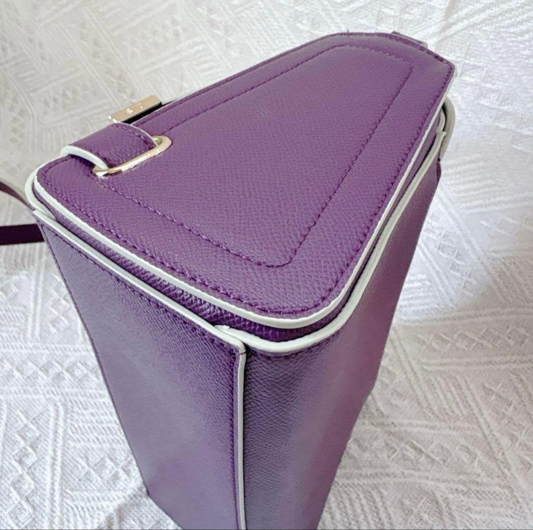 【美品】サマンサタバサ　ツイステ　コラボバッグ　オクタヴィネル　Disney