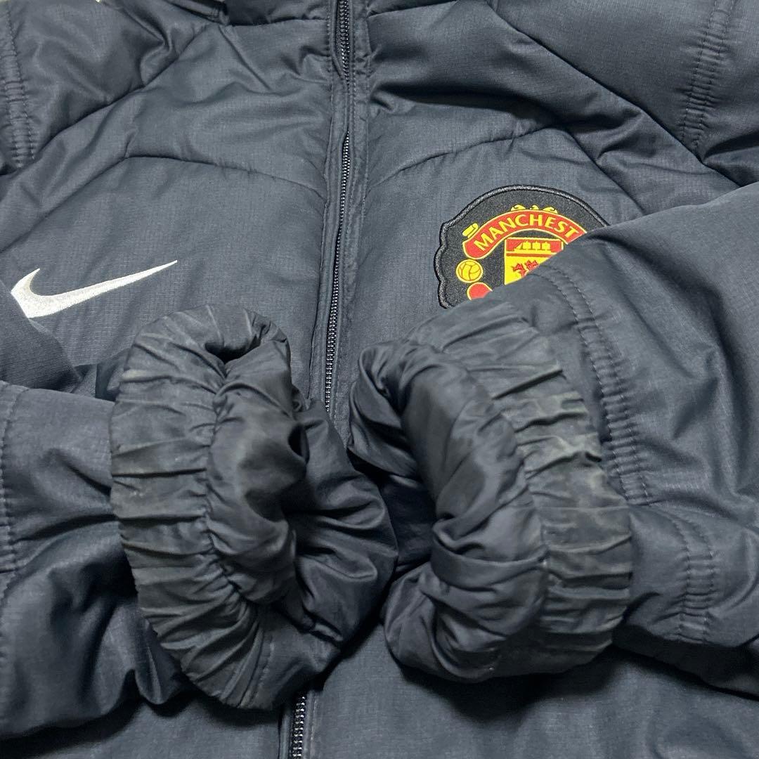 NIKE マンチェスターユナイテッド ベンチコート　刺繍ロゴ　AIG