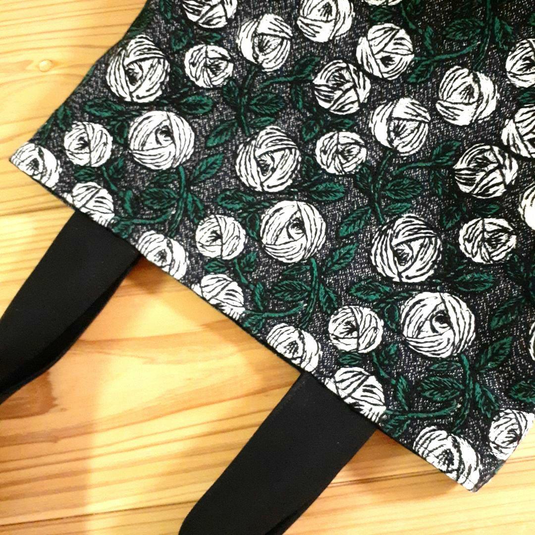 ミナペルホネン　新作rosyネイビーのトートバッグ