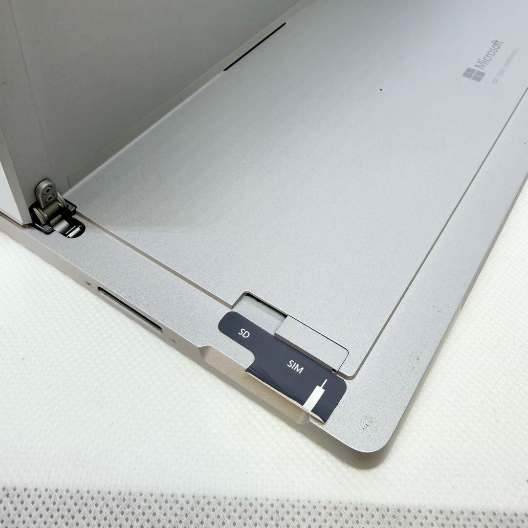 ほぼ未使用 Surface Pro 5 i5/4GB/128GB LTEモデル