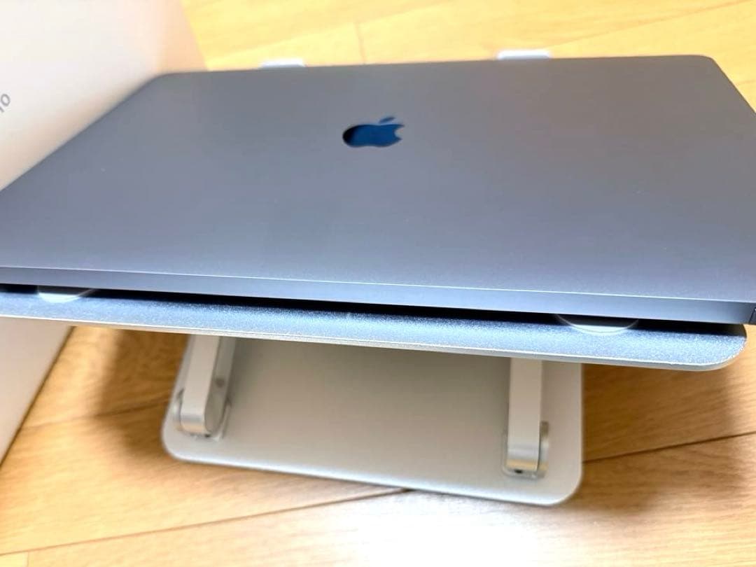 Apple MacBook Pro 16インチ 2019 512GB 16GB