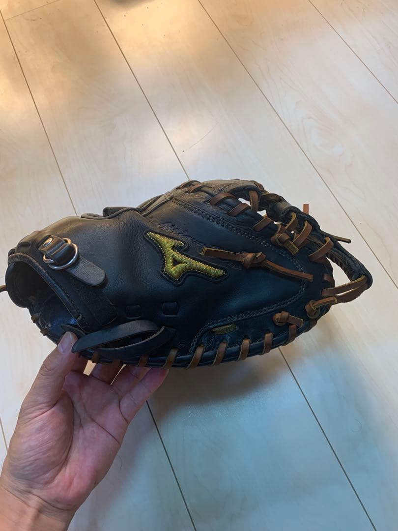 ミズノプロ　硬式用キャッチャーミット　全紐交換済み　美品