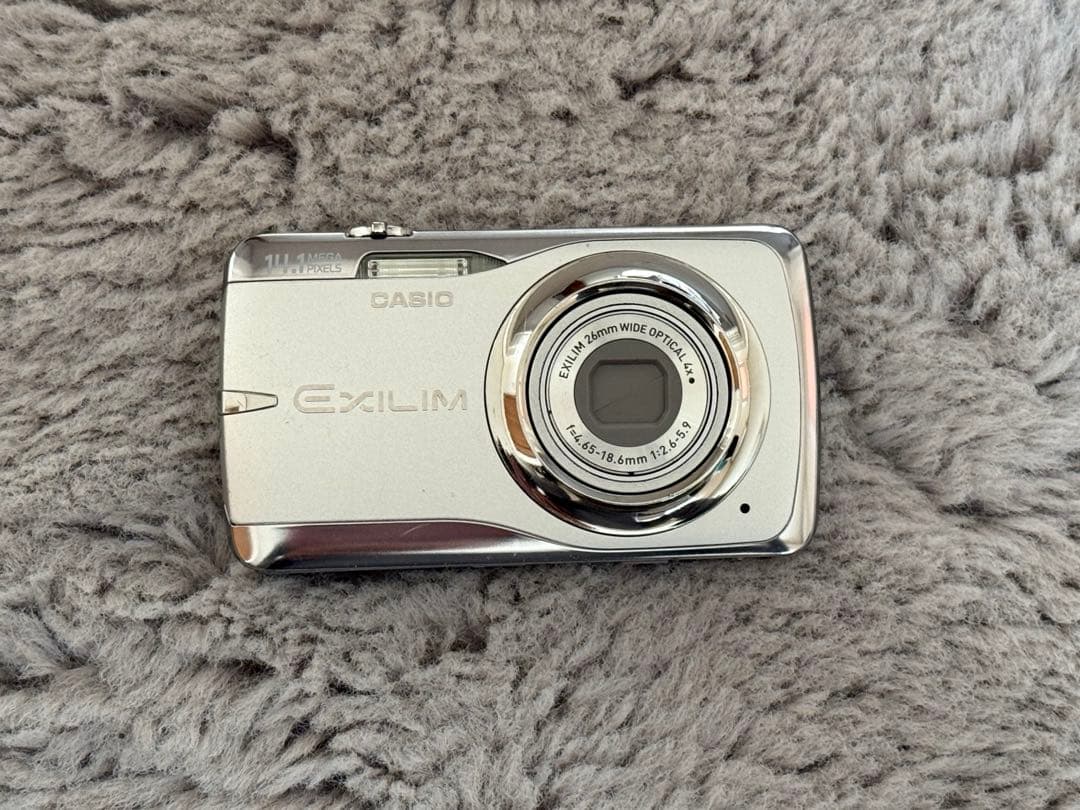 CASIO EXILIM EX-Z550 シルバー