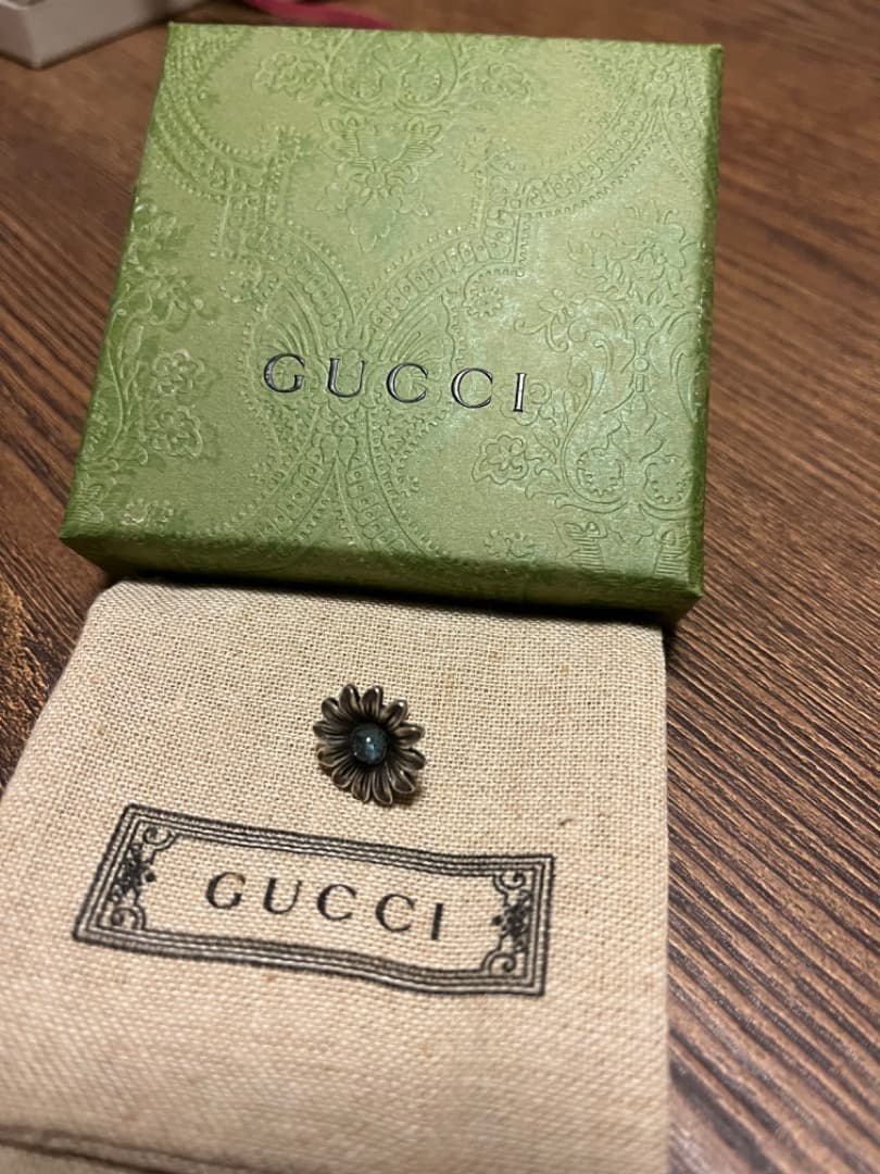 GUCCI ダブルG フラワースタッズピアス 片耳