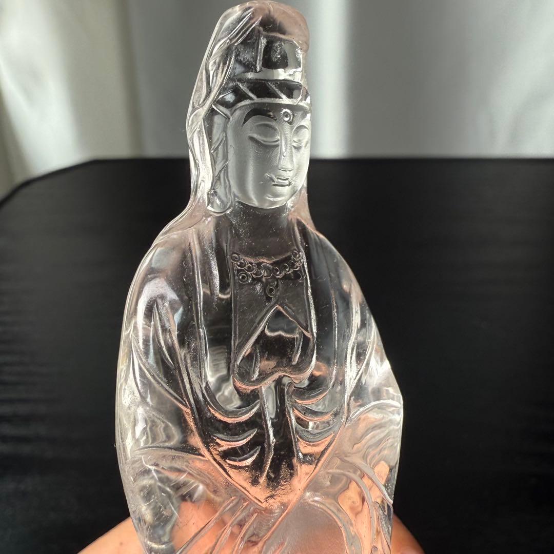 【野ばら】天然石水晶の観音様　置物　彫物NO.110608