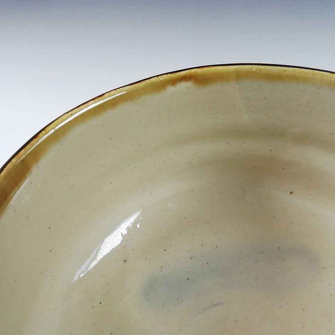 Ｔ２６　茶碗　『壷屋焼』『赤絵茶碗』『新垣勉』　共箱　抹茶碗　茶道具