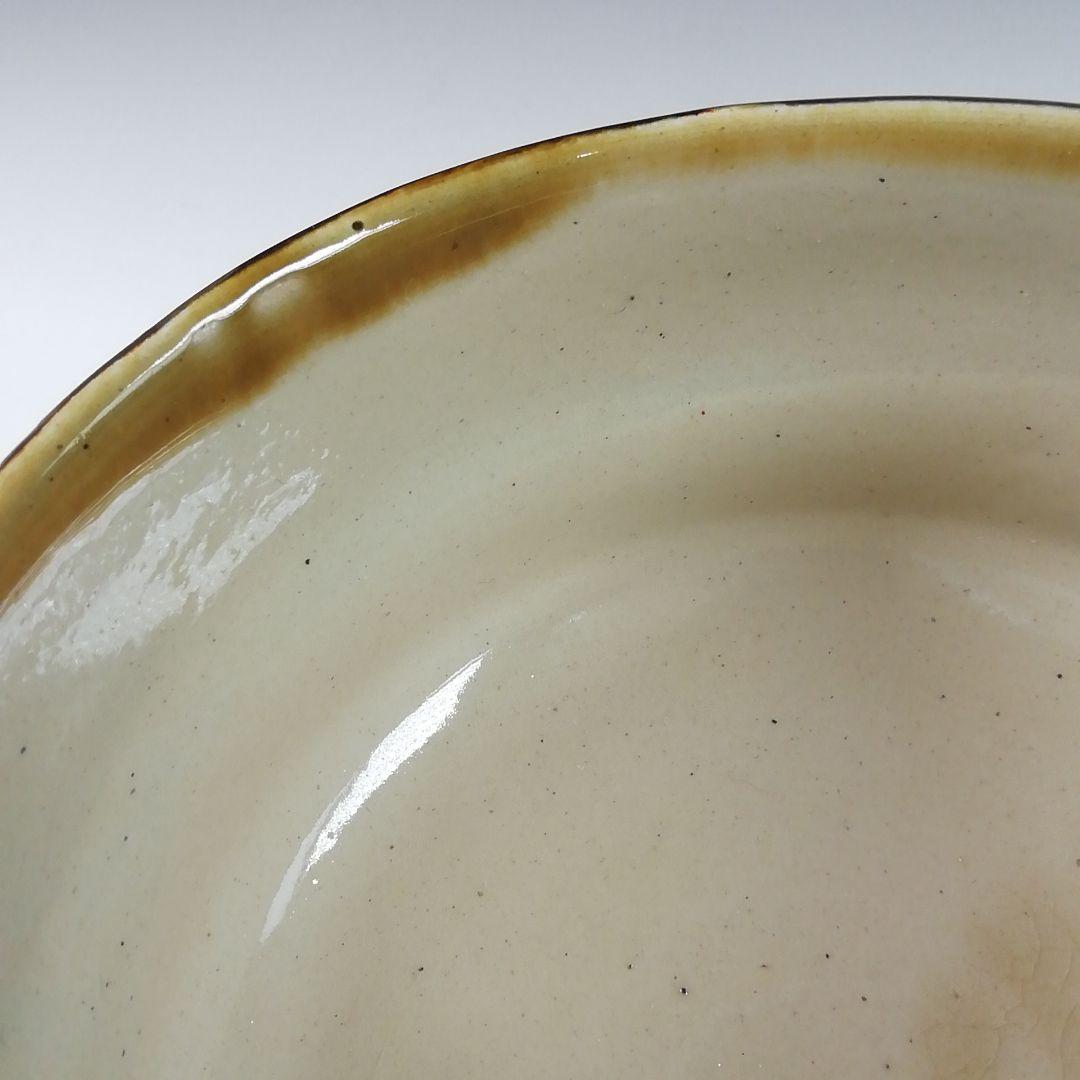 Ｔ２６　茶碗　『壷屋焼』『赤絵茶碗』『新垣勉』　共箱　抹茶碗　茶道具