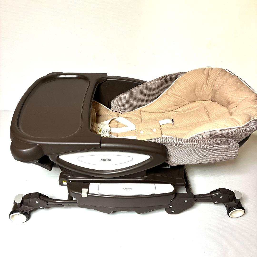 ユラリズム　オートスイング　Aprica